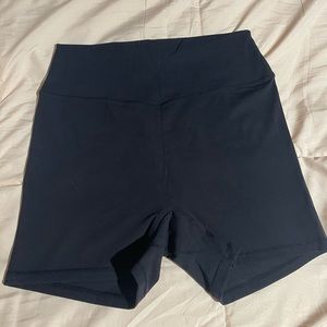 Buffbunny shorts 4”